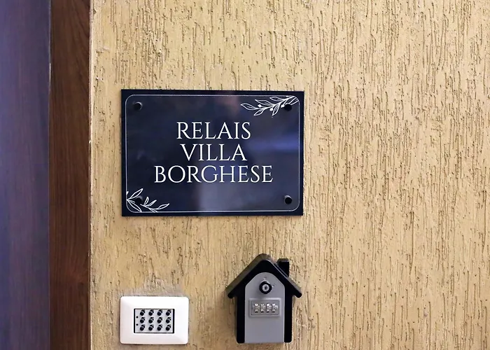 Relais Borghese 2*